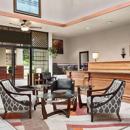 Ramada By Wyndham Arcata-3